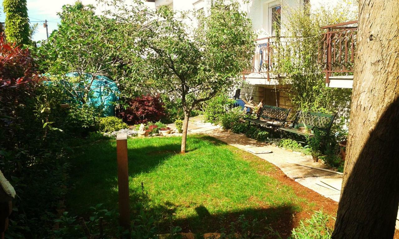 Apartmani Komunela Umag Exteriör bild