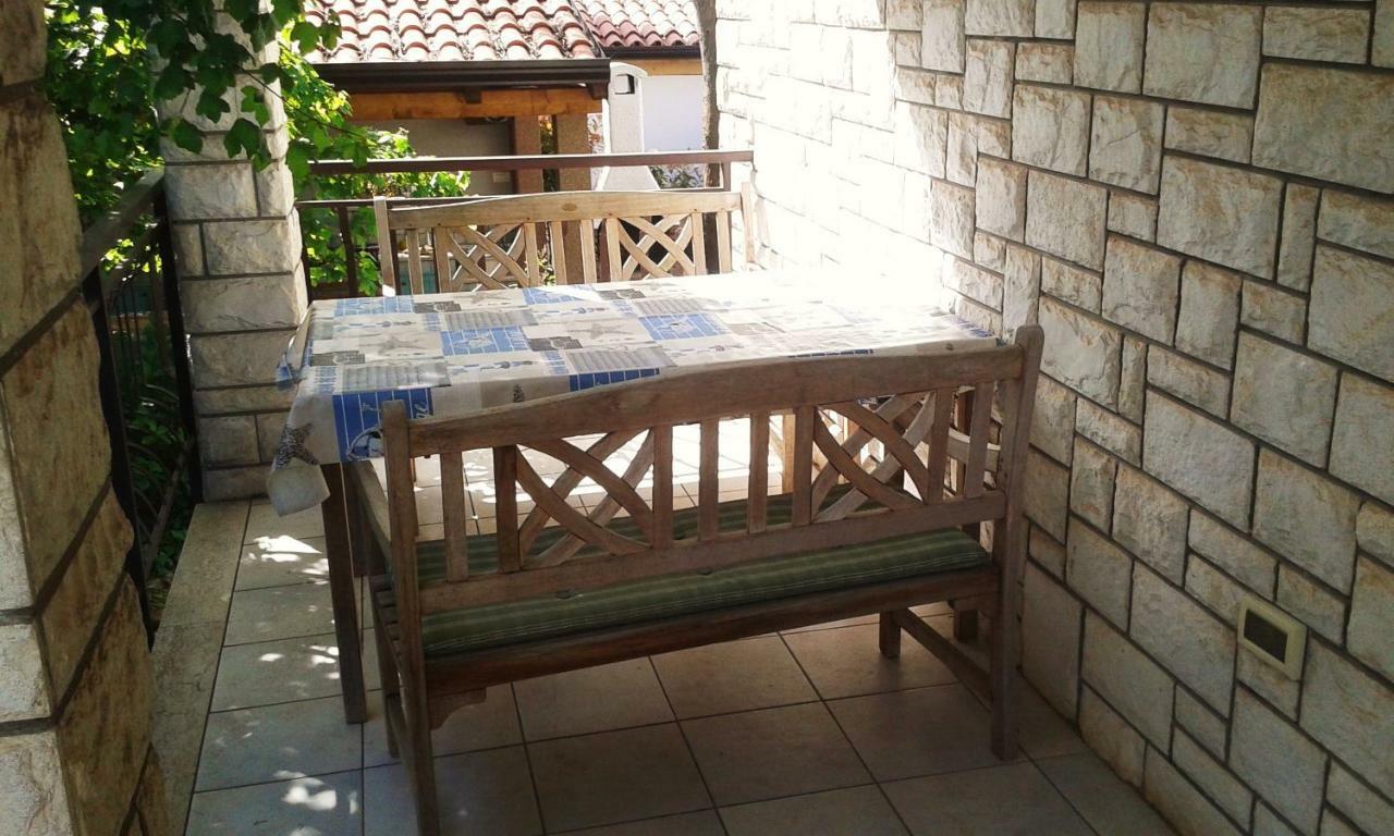 Apartmani Komunela Umag Exteriör bild